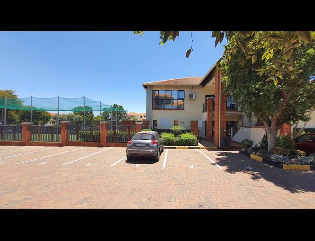 2 BEDROOM APARTMENT FOR SALE IN GREENSTONE HILL